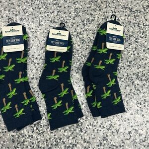 Navy and Green Men's Cozy Cabin Socks Palm Tree lot of 3